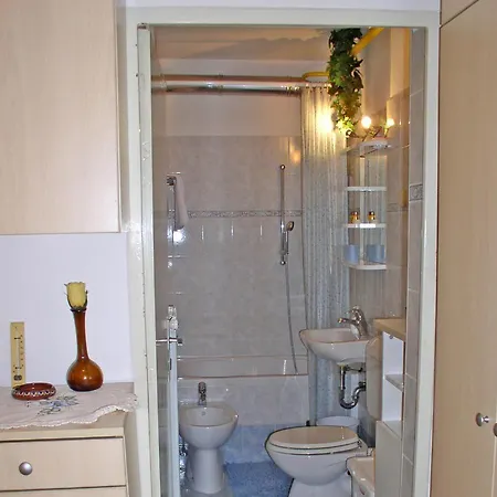 Apartament Iva Tour As With Balcony In *